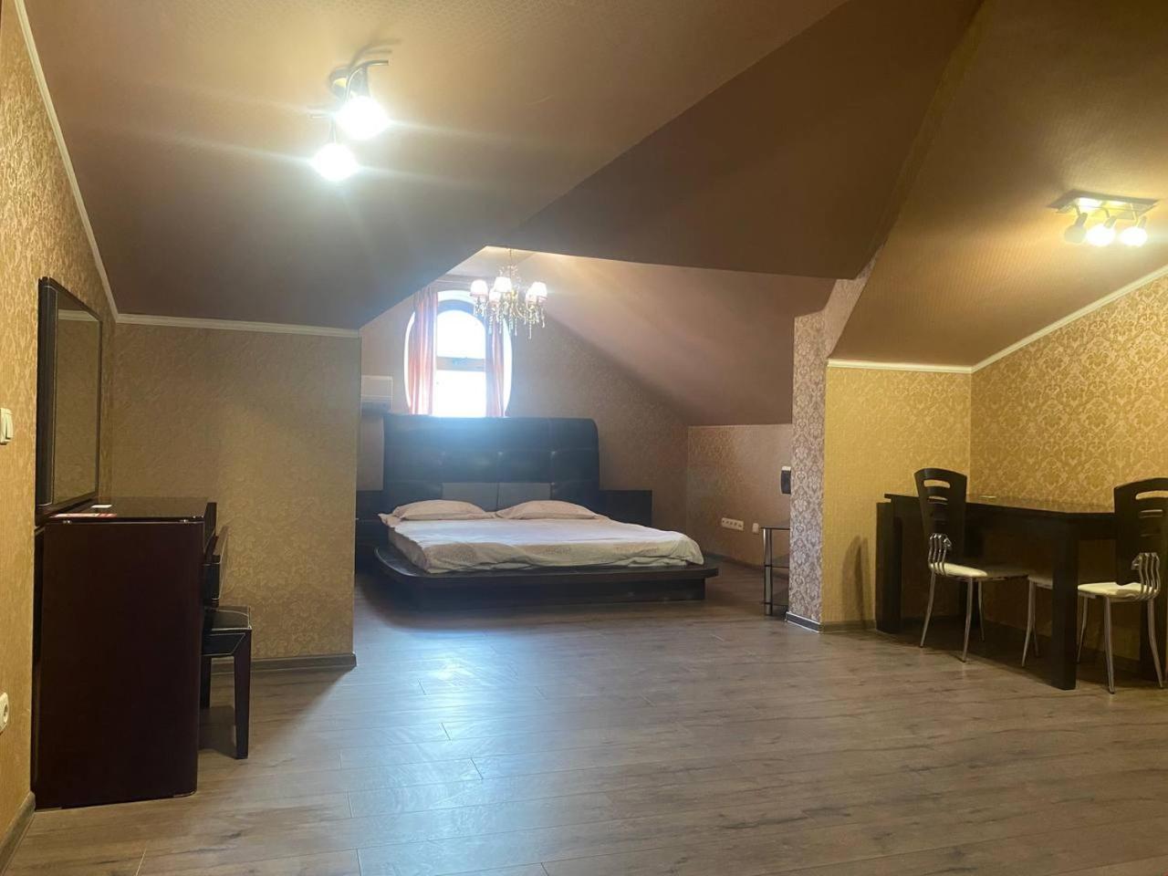 Valencia Hotel Odessa Luaran gambar